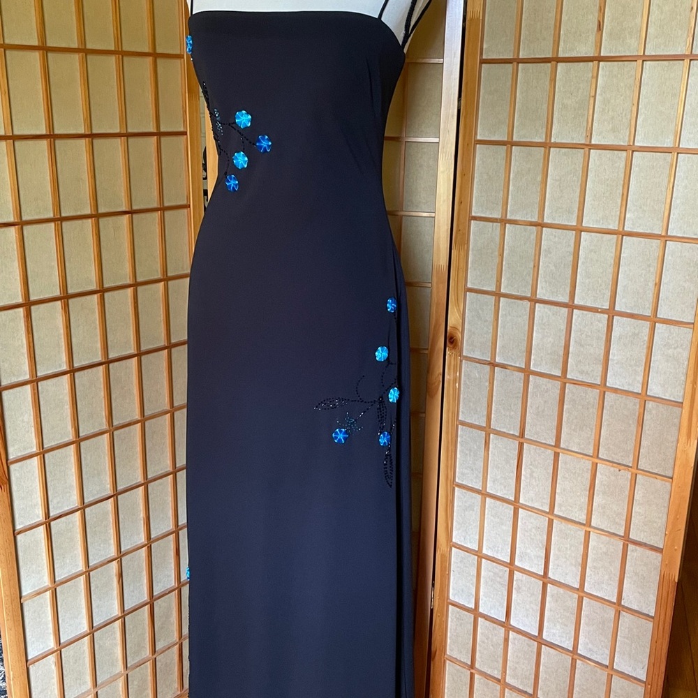 JS Boutique Gown Dress Black with Blue Velvet Flowers,Beaded Accents Gow…